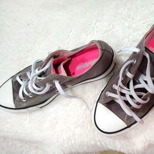 Women's all star converse